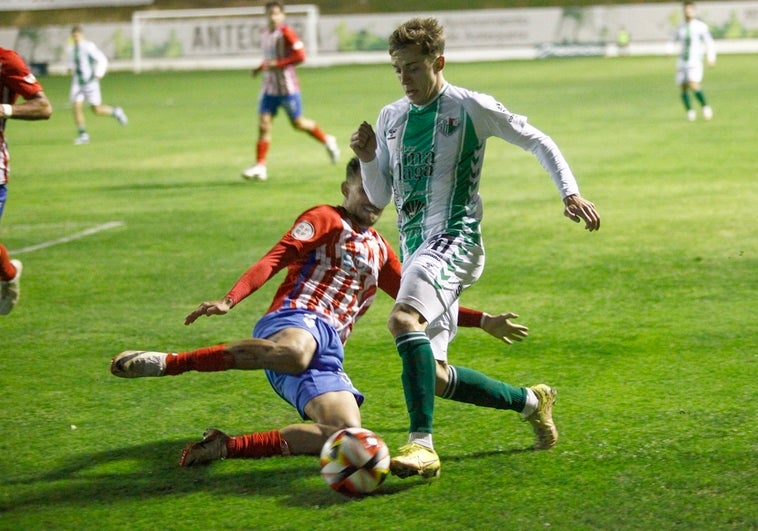 El Antequera Ficha A Txus Alba Formado En La Cantera Del Barcelona